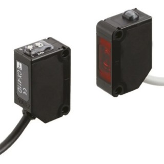 Panasonic Through Beam Photoelectric Sensor, Block Sensor, 10 m Detection Range, PNP Output, IP67, CX-411-P