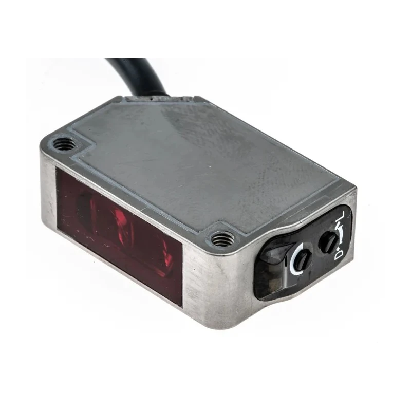 Omron Diffuse Photoelectric Sensor Block Sensor 1 m Detection Range PNP Output Stainless Steel Housing IP69K E3ZM-D82 2M