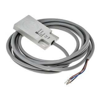 RS PRO Block Capacitive Proximity Sensor 8 mm NPN Output 200mA 30V DC 184-5571