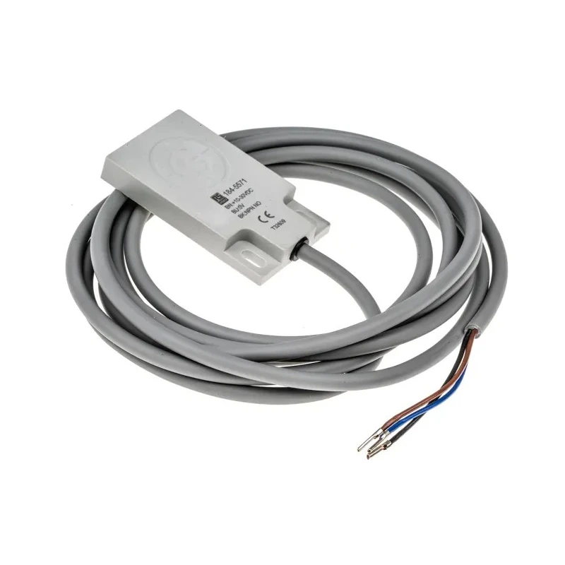 RS PRO Block Capacitive Proximity Sensor 8 mm NPN Output 200mA 30V DC 184-5571