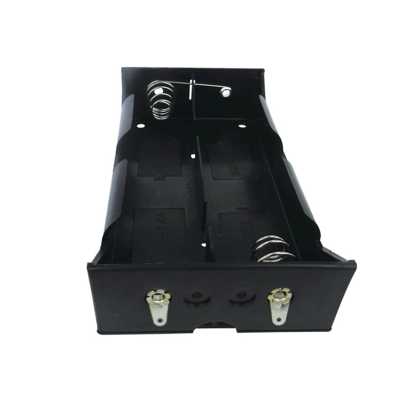 RS PRO D Size 4-Cell Battery Holder Polypropylene Snap-In Mount with Solder Tag 185-4676