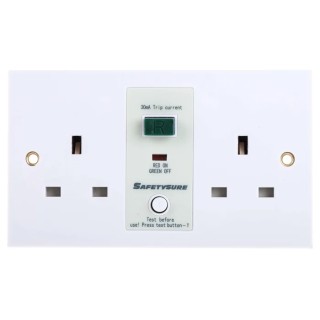 RS PRO 13A Passive 2 Gang RCD Socket Flush Switched BS7288:1990 & BS1363 230V AC White 687-7339