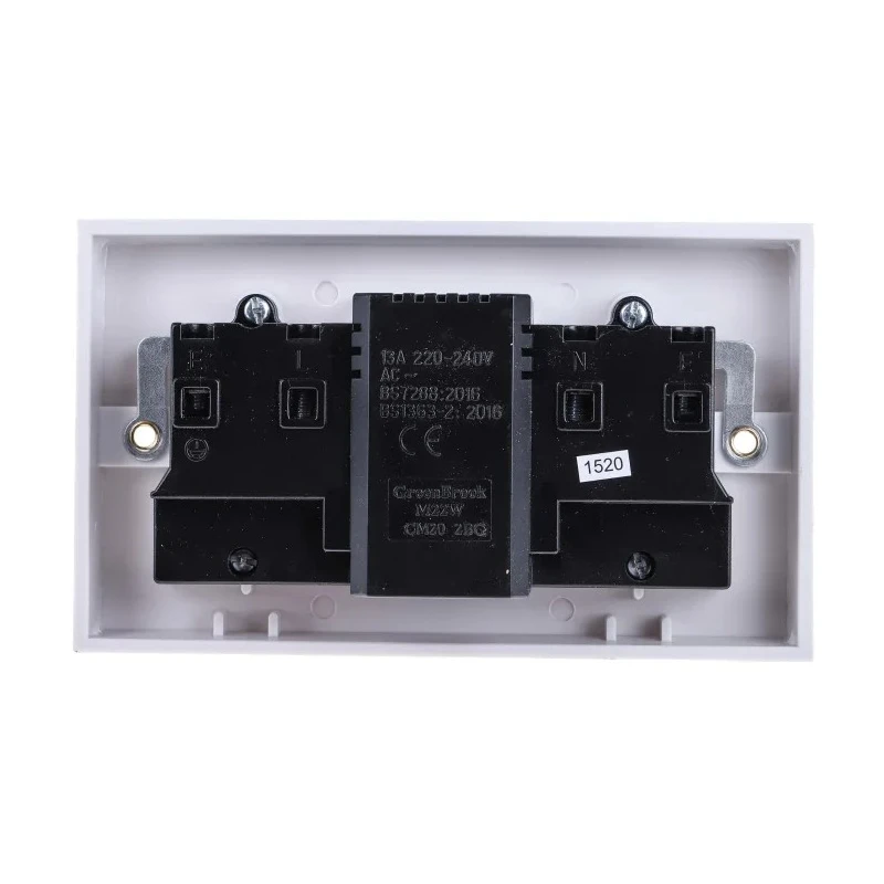 RS PRO 13A Passive 2 Gang RCD Socket Flush Switched BS7288:1990 & BS1363 230V AC White 687-7339