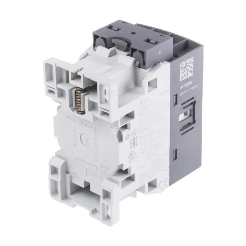 ABB 3-Pole Contactor with 110V DC Coil, 7A Contact Current, 4 kW Power Rating AF09