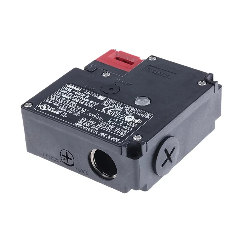 Omron Solenoid Interlock Switch, Power to Unlock, 24V DC, IP67, Plastic Housing, 1 NO/1 NC, 50mA Contact Current D4NL