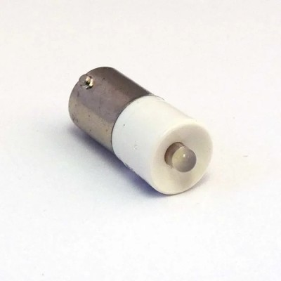 CML Innovative Technologies White Panel Mount Indicator 10 mm Mount Hole Size, M8 Termination, 24V, 2300mcd 1860235W3DA
