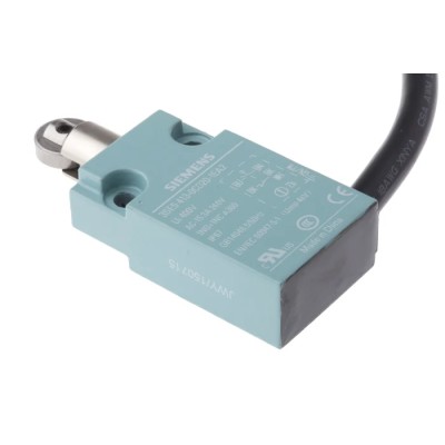 Siemens 3SE5 Series Roller Plunger Limit Switch, 1 NO/1 NC Contact, IP67/IP66, Metal Housing 3SE5413-0CD20-1EA2