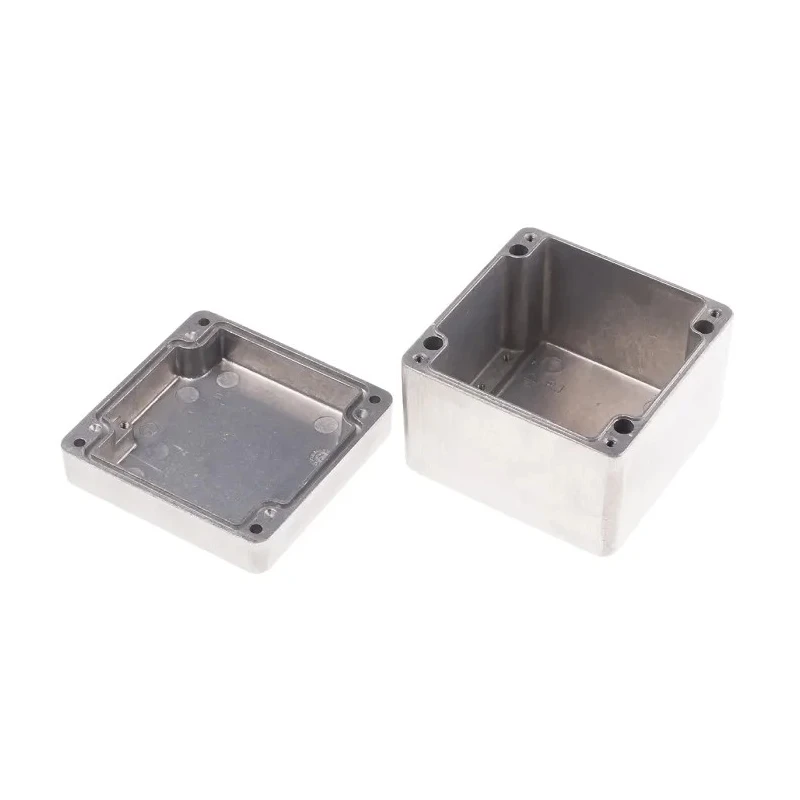 RS PRO Die Cast Aluminium Enclosure IP66 Rated Waterproof Silver Lid 81 mm x 100 mm x 100 mm IP66
