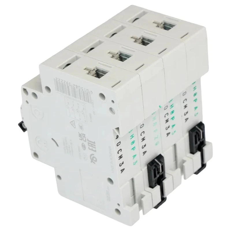 Schneider Electric xEffect Miniature Circuit Breaker 4-Poles 40A Type C 400V AC 6 kA Breaking Capacity 239222 FAZ6-C40/4