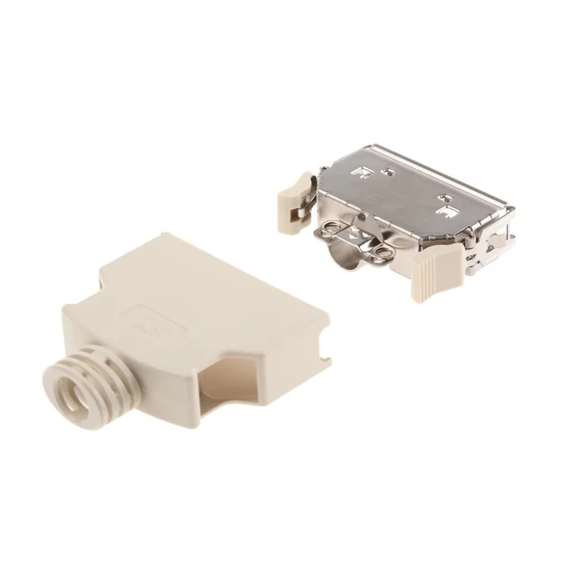 3M 103 Series ABS Straight D-Sub Backshell 40 Way Strain Relief 10340-3210-000