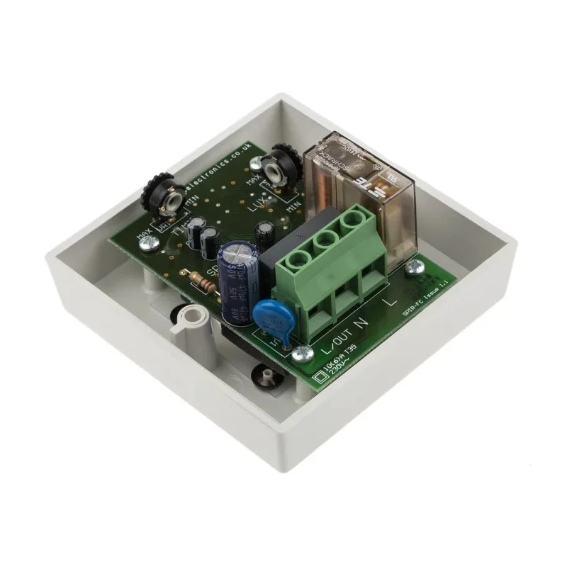 RS PRO Ceiling PIR Presence Detector Sensor Flame Retardant ABS 240V AC 86x86x19mm 796-2003