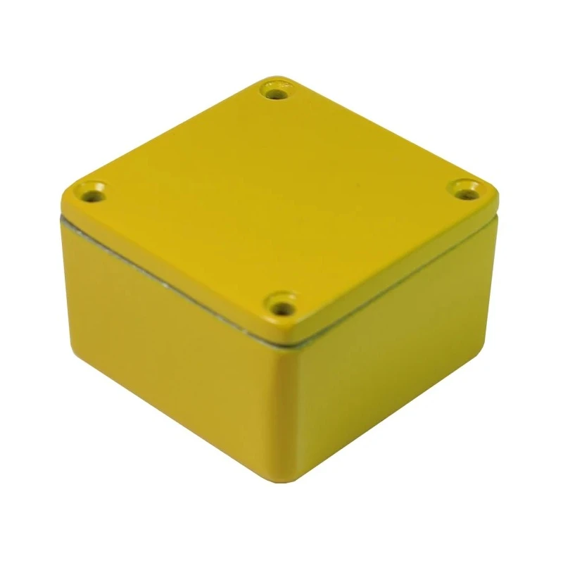 CAMDENBOSS 5000 Series Die Cast Aluminium Enclosure Yellow Lid IP65 61 mm Height 121 mm Length RTM5007/17-YEL