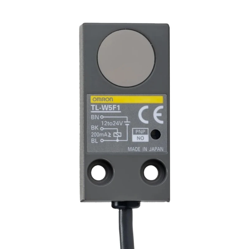 Omron Block Inductive Proximity Sensor, M3 Thread, PNP Output, 30V Max Supply, 20 mm Detection Range, IP67 TL-W5F1