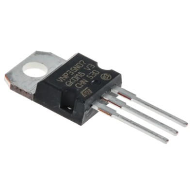 STMicroelectronics High Side OMNIFET Fully Auto Protected Power MOSFET Power Switch IC 3-Pin TO-220 VNP35N07-E