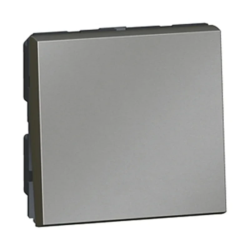 Legrand Arteor White Silver 3-Gang 2-Way Push Button Dimmer Switch 10A 250V 5 725 35