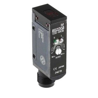 Omron Retroreflective Photoelectric Sensor Block Type 100 mm to 2 m Detection Range PNP Output IP67 E3S-AR36