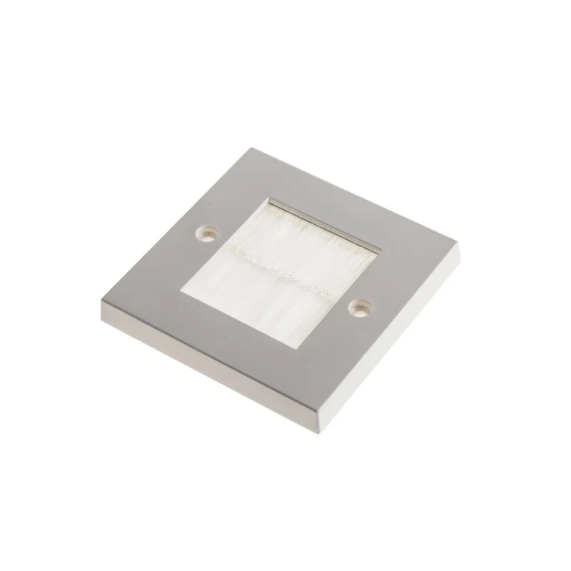 RS PRO RS PRO Series Surface Mount Straight 1 Way Brush Plate Faceplate 86mm x 10mm 878-1091