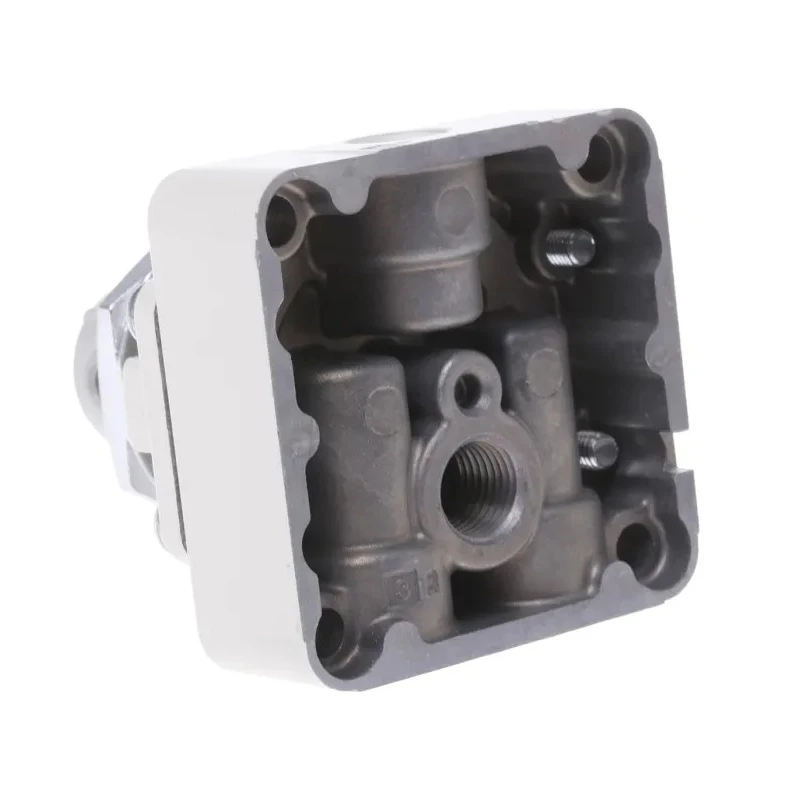 SMC Handle Pneumatic Manual Control Valve VH Series, NPT Rc 1/4, 4/3 Valve Function, Red Control Button III B VH210-02