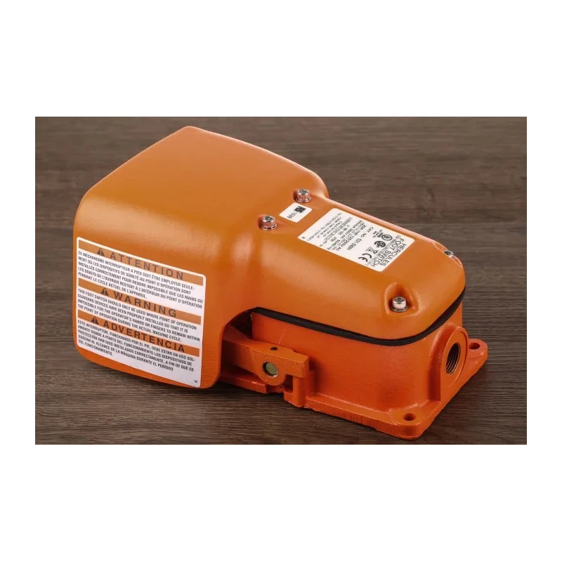 RS PRO Heavy Duty Momentary Foot Switch SPCO Cast Iron Body 20A Contact Current 250V ac 116-849