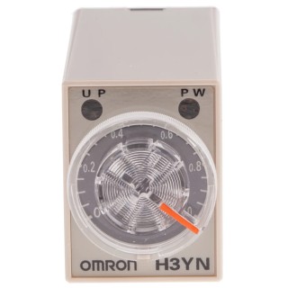 Omron DIN Rail Timer Relay 4-Contact Multifunction 24 V DC/AC 0.1 min to 10 h 4PDT Switch H3YN