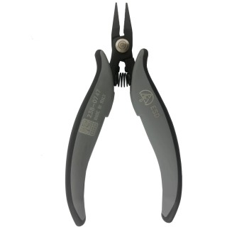 RS PRO 1-Piece Carbon Steel Long Nose Plier Serrated Jaw 19mm, Insulated Handle, 146mm Length, ESD Safe 238-0747