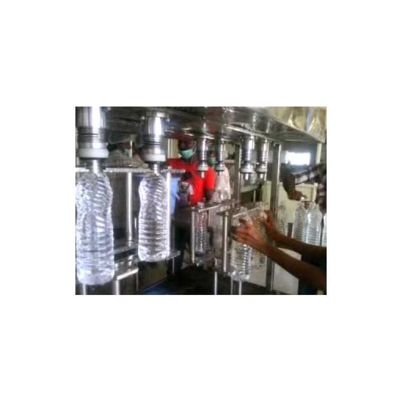 pet-bottle-filling-machine-semi-automatic-3