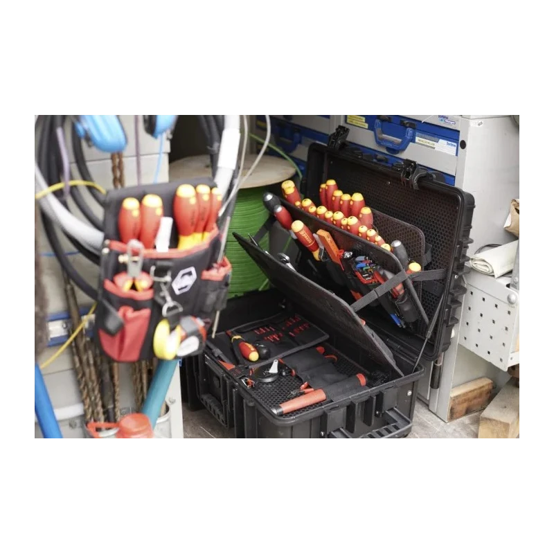 Wiha 116 Piece Electrician Tool Kit with Case VDE/1000V Approved 42069