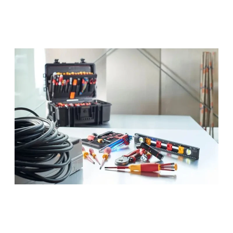 Wiha 116 Piece Electrician Tool Kit with Case VDE/1000V Approved 42069