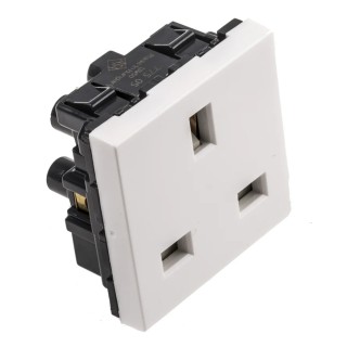 Legrand 13A White 1 Gang Flush Mount Plug Socket Mosaic Indoor 230V 0 775 05