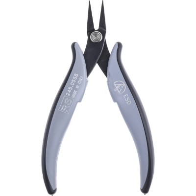 RS PRO Flat Nose Plier, 140mm Overall Length, 20mm Jaw, Soft Grip Handle, ESD Safe 245-0558