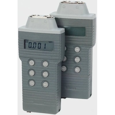Comark Differential Manometer With 2 Pressure Ports, Max Pressure 2.1 bar, Accuracy ±0.2 %, IP67, LCD Display C9555