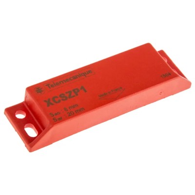 Telemecanique Sensors XCS Series Magnetic Safety Switch Thermoplastic Housing 24V DC 1 NO 1 NC Screw Connection XCSZP1