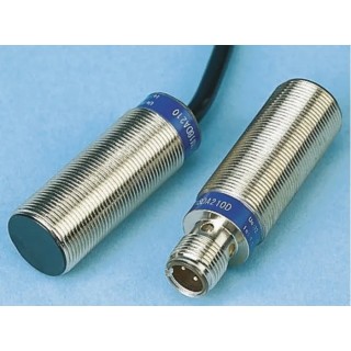 Telemecanique Sensors Threaded Barrel Inductive Proximity Sensor M18 x 1, PNP/NPN Output, 24V DC, 8 mm Detection XS2M18KP340