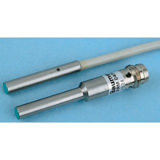 Baumer Threaded Barrel Inductive Proximity Sensor M5 x 0.5, PNP Output, 30 V DC, 1 mm Detection IFRM 04P15A3/S05L