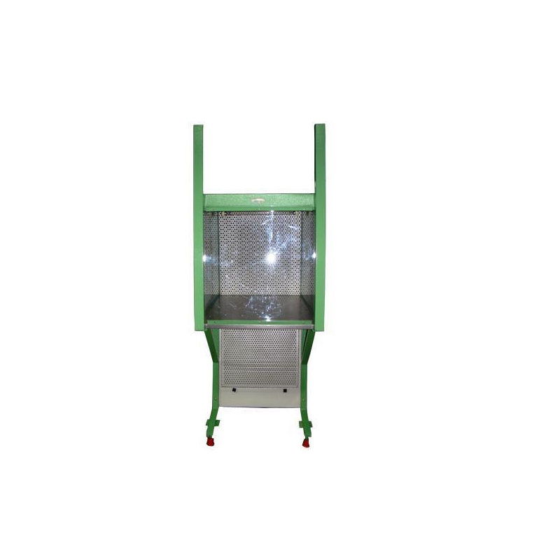 vertical-laminar-air-flow-cabinet-24421