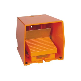 Schneider Electric Industrial Duty Momentary On-Off Foot Switch SPDT Metal 3A Contact Current 240V AC XPER510