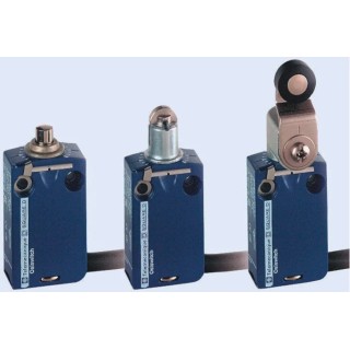 Telemecanique Sensors OsiSense XC Series Roller Lever Limit Switch, 1 NO/1 NC, IP66/IP67/IP68, Zinc Alloy Housing XCMD2117L1