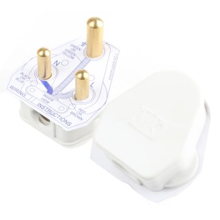 MK Electric 15A UK Mains Plug White Cable Polyvinyl Chloride Urea Formaldehyde Screw Termination 515 WHI