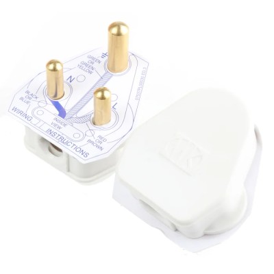 MK Electric 15A UK Mains Plug White Cable Polyvinyl Chloride Urea Formaldehyde Screw Termination 515 WHI