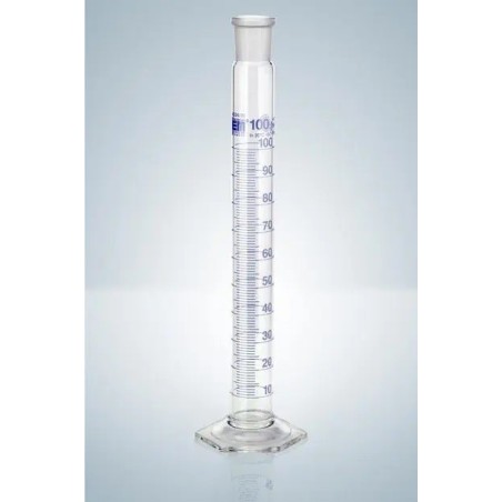 laboratory-glass-measuring-cylinder-24679