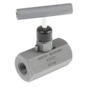 Enerpac Hydraulic Flow Control Valve In Line Mounting, NPTF Thread, 3/8 to 18 in Port Size, 700 bar Maximum Pressure, V82