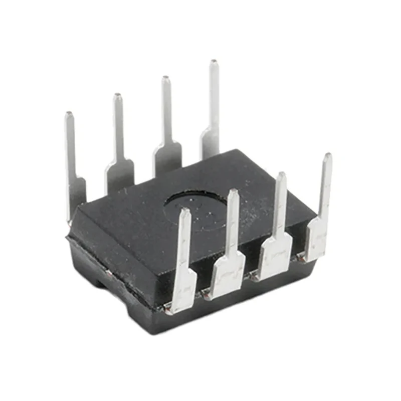 STMicroelectronics 8-Pin PDIP PWM Controller, 66 kHz Switching Frequency, 5V Supply, Through Hole Assembly VIPER12ADIP-E
