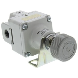 SMC Pneumatic RC Outlet Regulator 1/4 in 0.005 MPa Maximum Operating Temperature 60°C IR20 