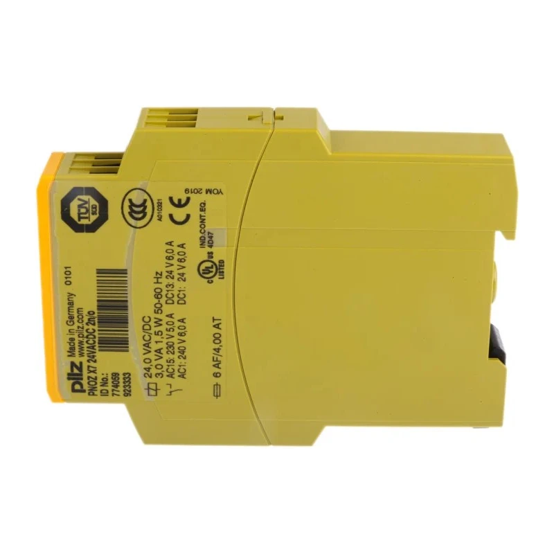 Pilz PNOZ X7 24V ac/dc Safety Relay with 2 Safety Contacts and 1 Auxiliary Contact 774059