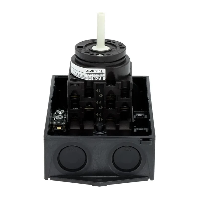 Eaton 3-Pole Surface Mount Isolator Switch, IP65, 100A, 5.5 kW, Black Handle, Series T0-3, Model 
