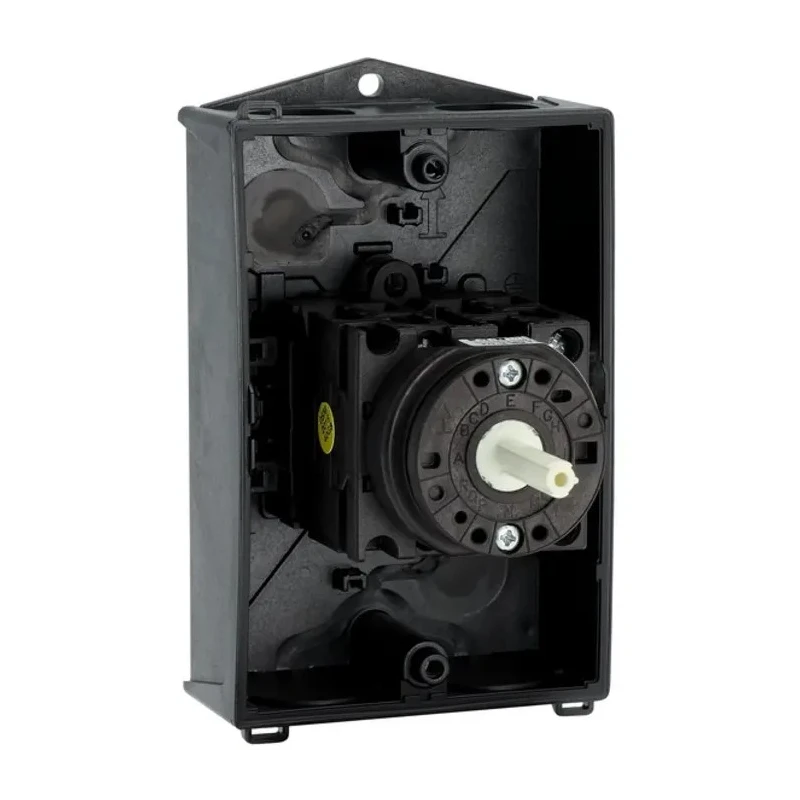 Eaton 3-Pole Surface Mount Isolator Switch, IP65, 100A, 5.5 kW, Black Handle, Series T0-3, Model 