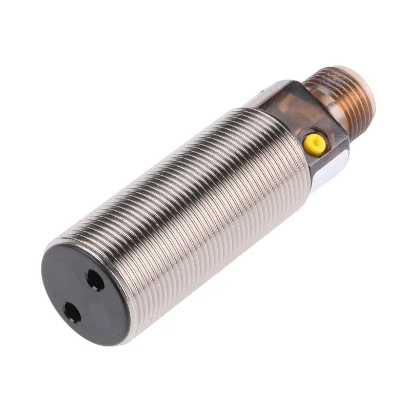 Baumer Diffuse Photoelectric Sensor, Barrel Style, Detection Range 60 mm to 430 mm, PNP Output, IP67, Brass FZAM 18P6460/S14