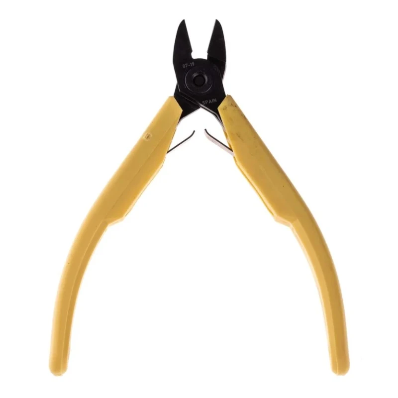 Lindstrom Flush ESD Safe Cable Cutter 112mm Overall Length 1.6mm Cutting Capacity Oval Head Diagonal Cutter 8151