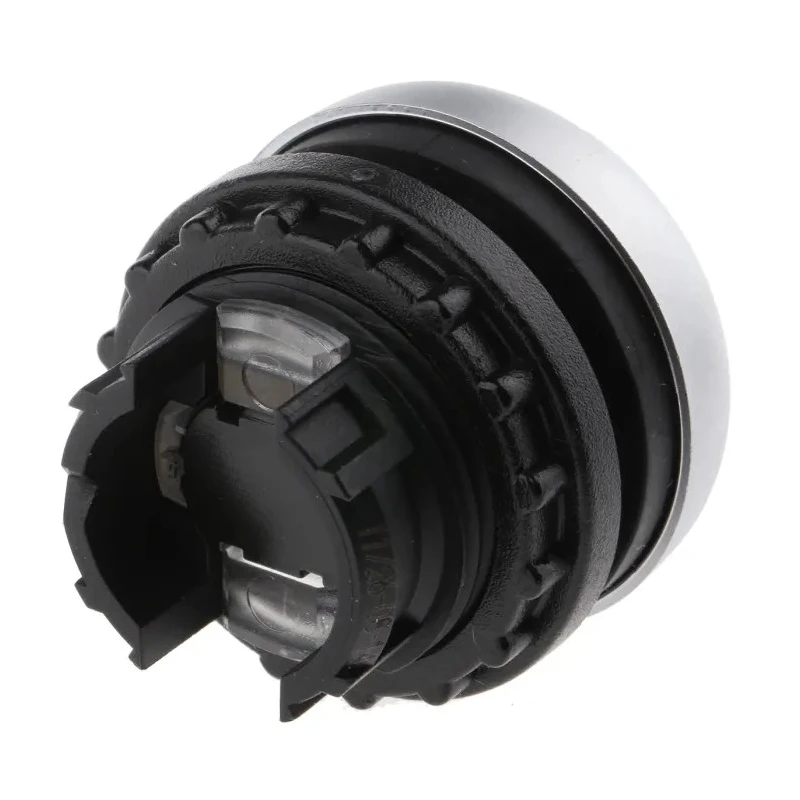 Eaton RMQ Titan M22 Series White Maintained Push Button Head 22mm Cutout Diameter IP69K 78635779 M22-DR-W+M22-A