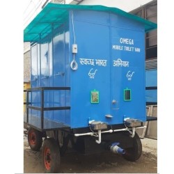 6-seater-mobile-toilet